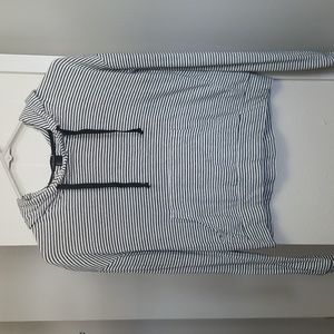 Forever 21 Women's Pullover High Rise Hoodie